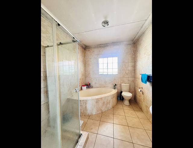 3 BEDROOM FREESTANDING FOR SALE IN MINERALIA